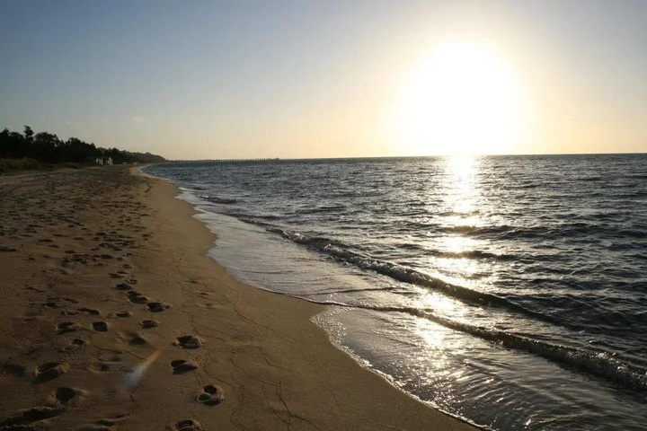 Beach 6 of 10