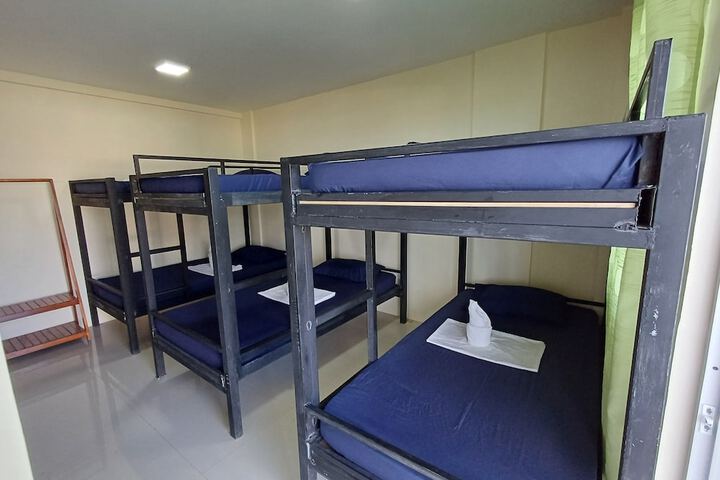 Room 9 of 23