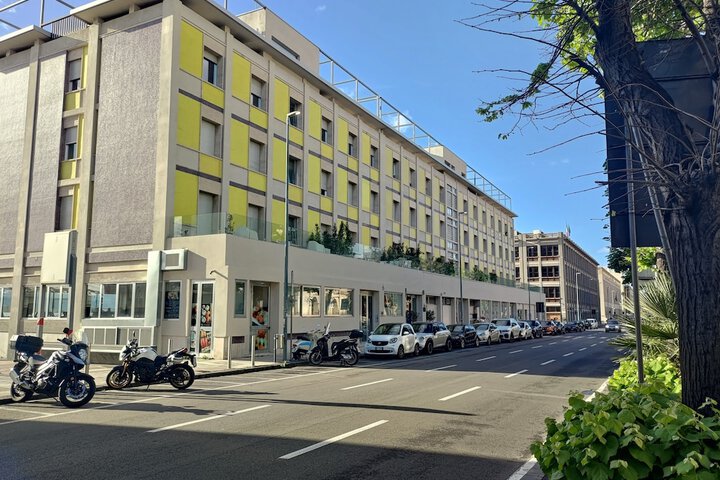 Hotel 27 of 27