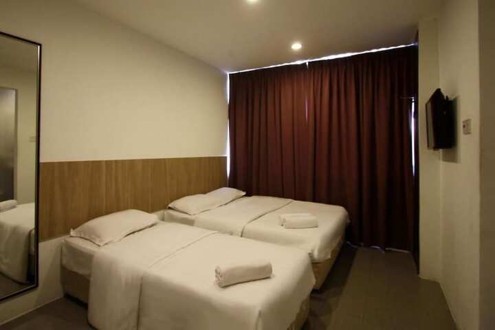 Room 16 of 27