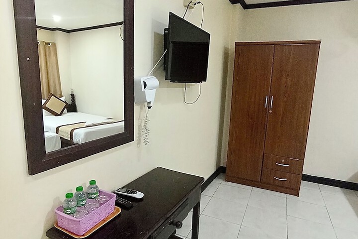Room 19 of 36