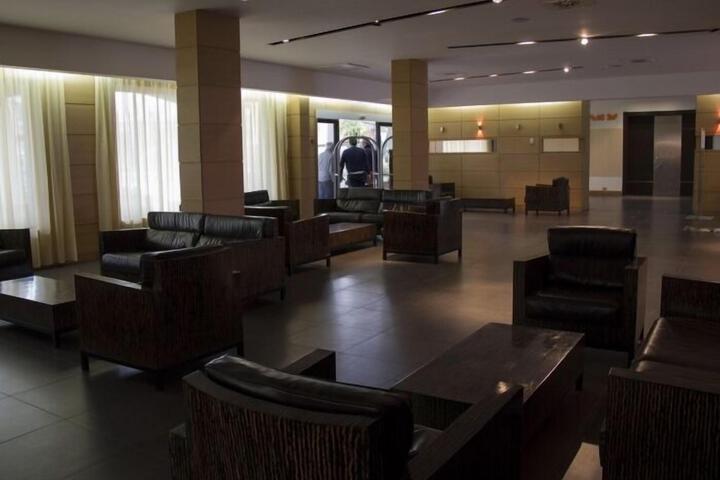 Hotel Interior 31 of 148
