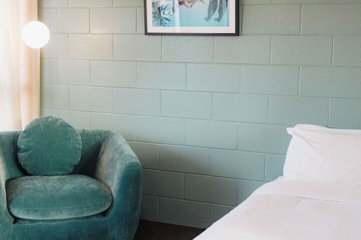 Room 6 of 34