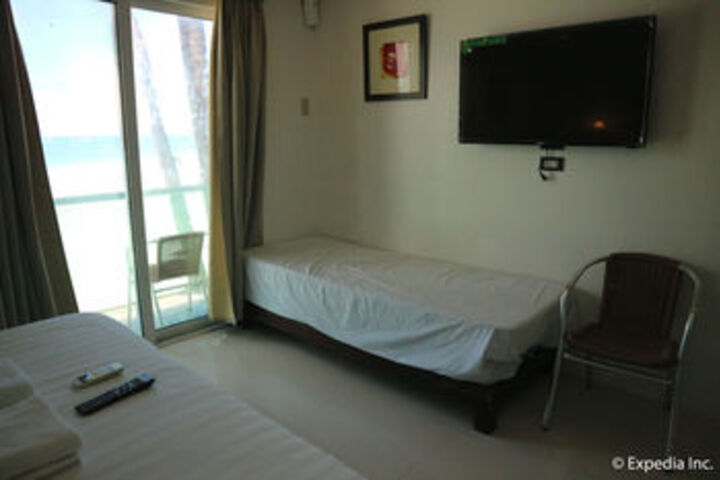 Room 16 of 38