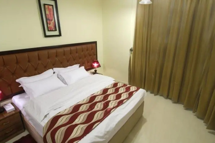 Room 3 of 15