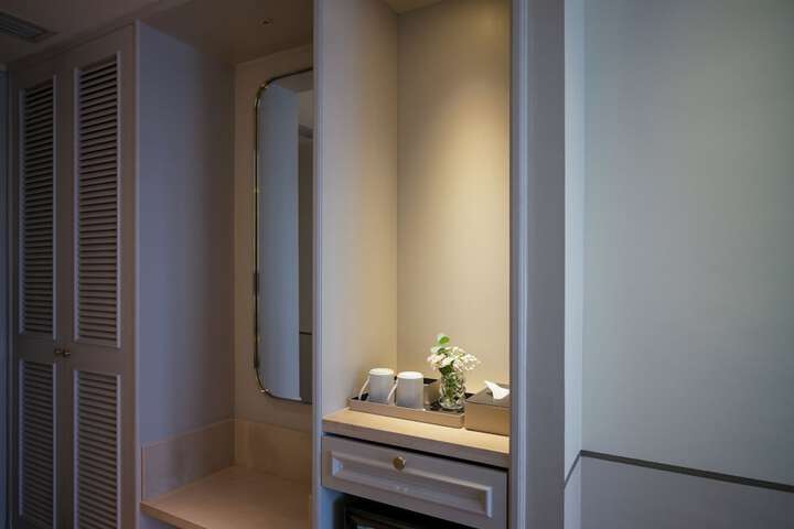 Room 20 of 91