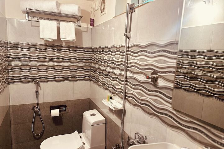Room 30 of 41