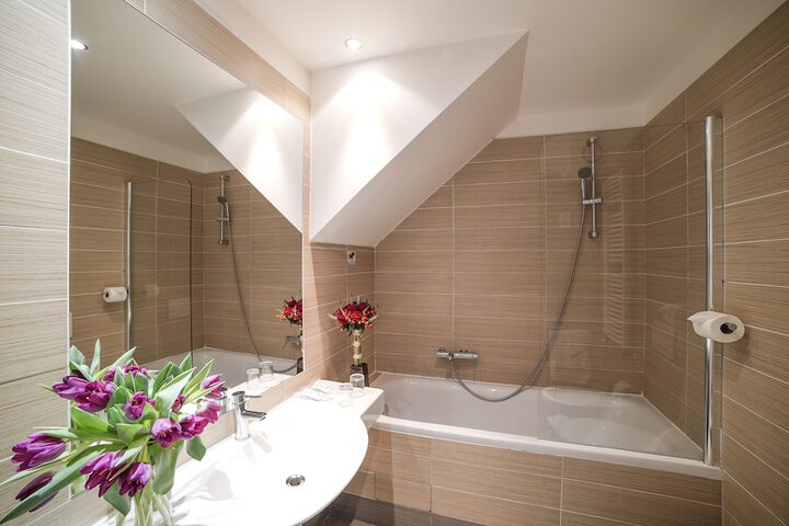 Bath Photo