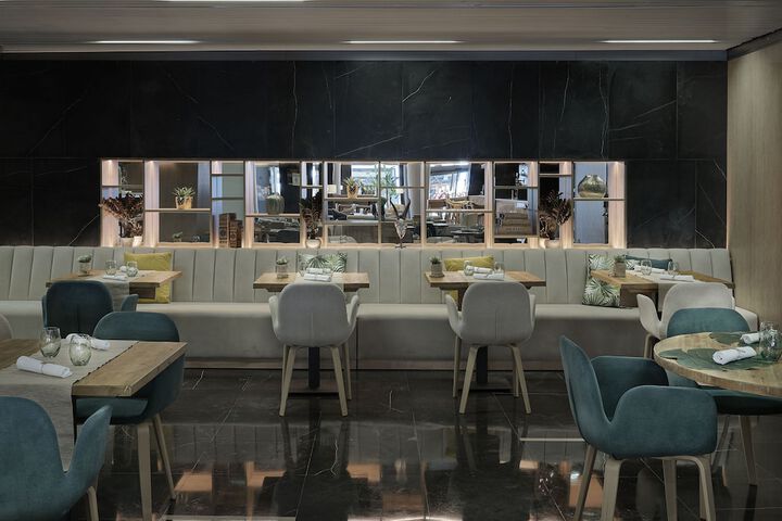 Dining Photos