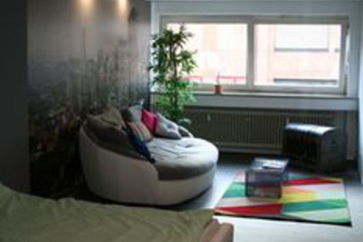 Room 9 of 46