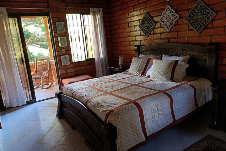 Room 8 of 20