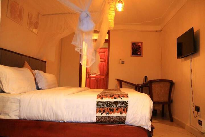 Room 14 of 22