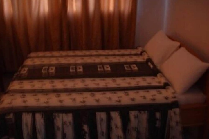 Room 2 of 13