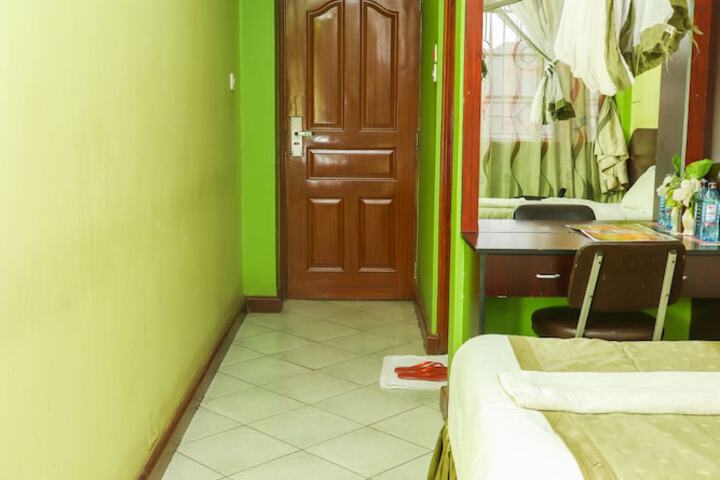 Room 35 of 44