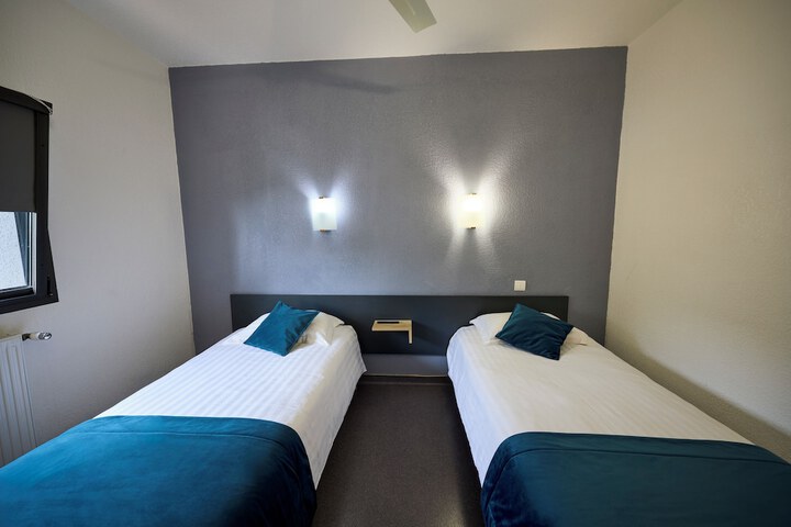 Room 13 of 51