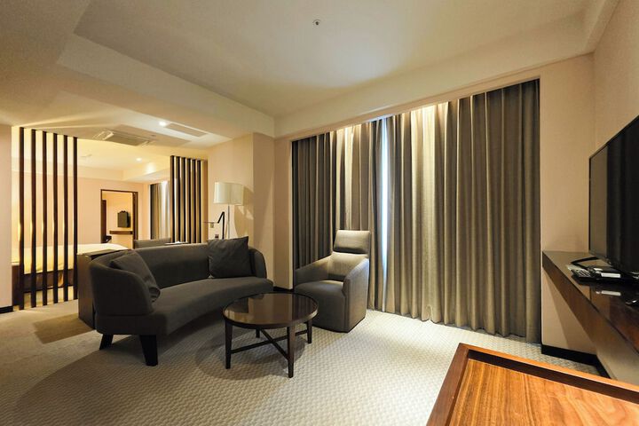 Room 47 of 120