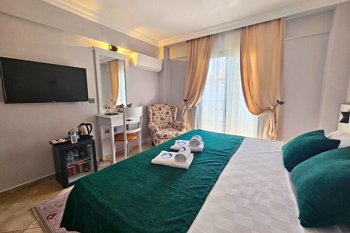 Room 10 of 46