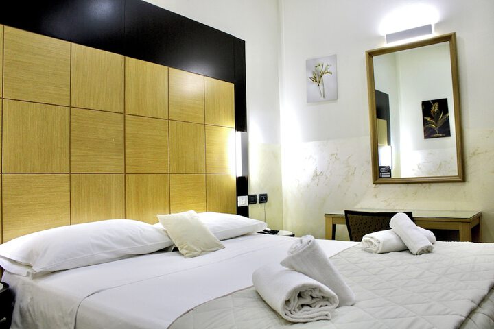 Room 37 of 63