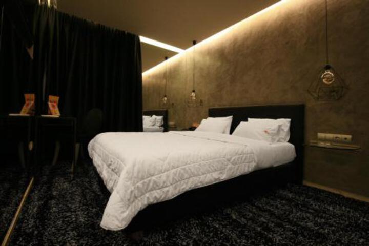 Xdream Hotel