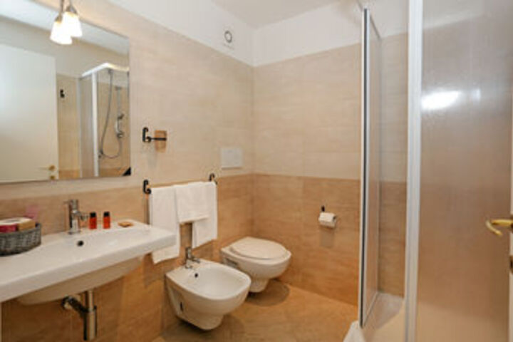 Clean Restrooms
