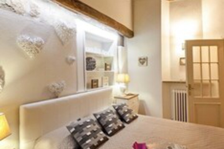 Room 19 of 28