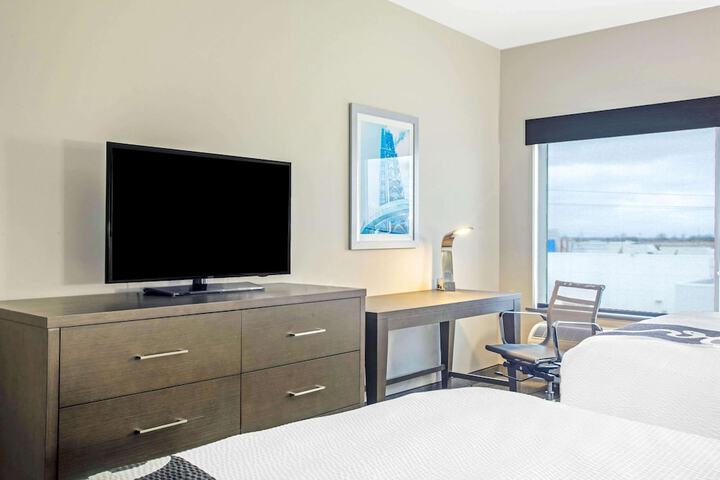 2 Queen Beds Accessible (5 of 11)