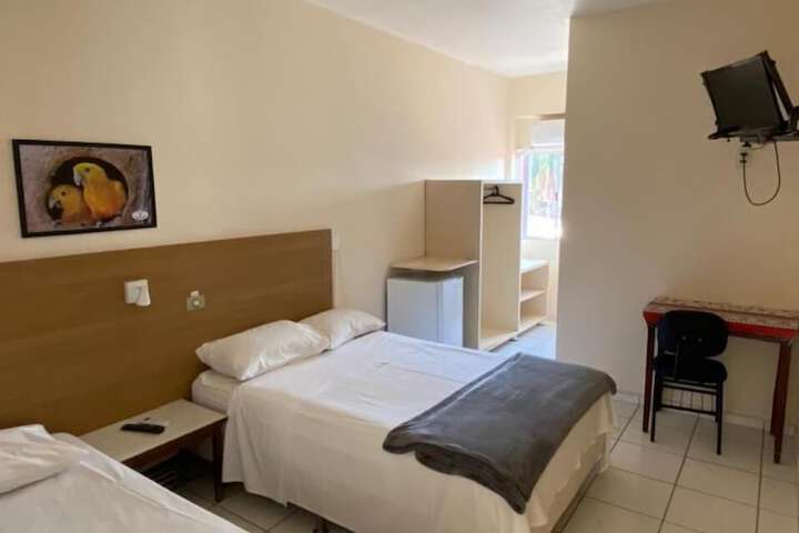 Room 3 of 20