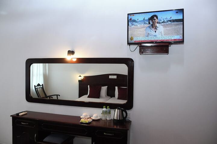 Room 6 of 58