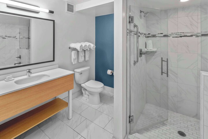 Bathroom shower