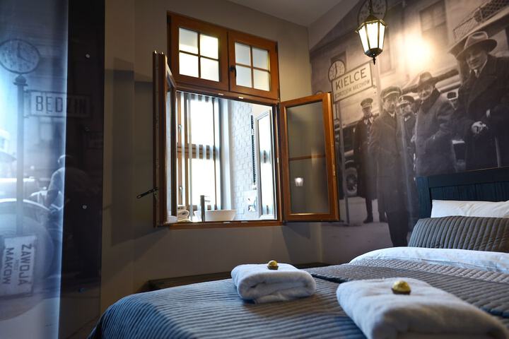 Room 18 of 41