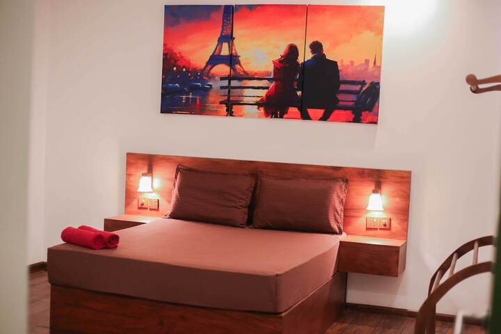 Room 14 of 24