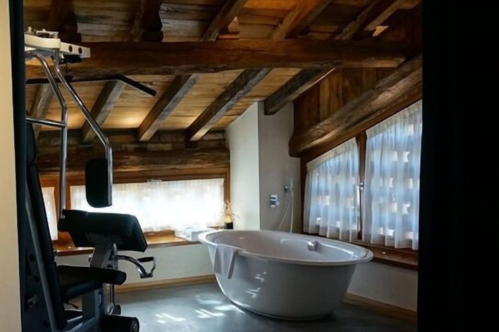 Room 20 of 52
