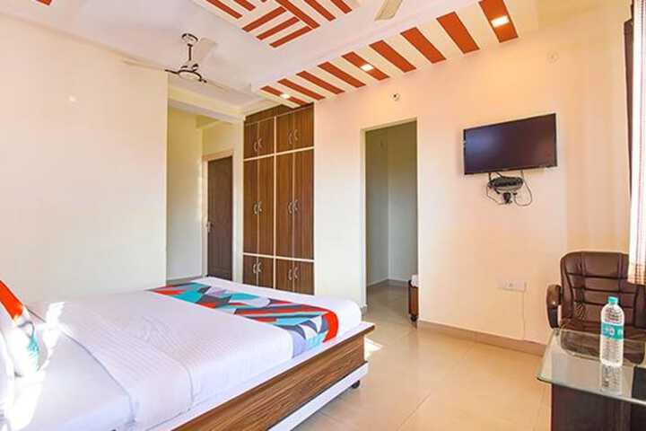 Room 4 of 26