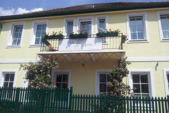 Hotel Pension Alte Mühle