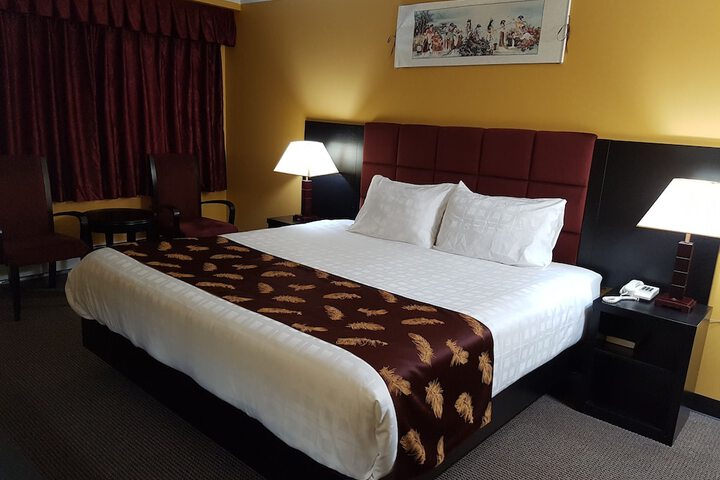 Room 6 of 61