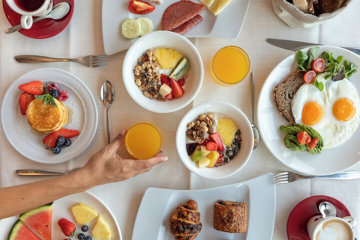 Breakfast/Coffee Service 80 of 84
