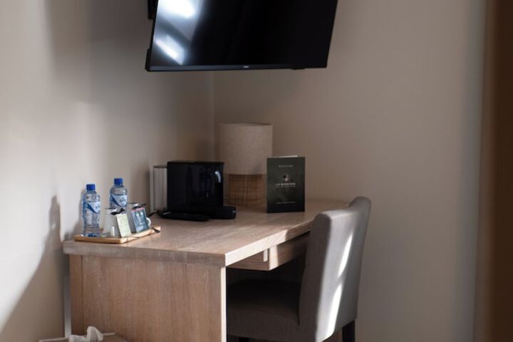 Room 19 of 60