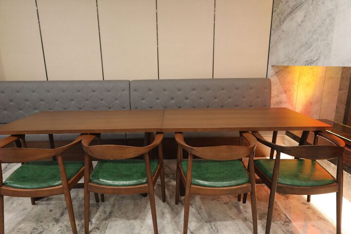 Dining 11 of 27