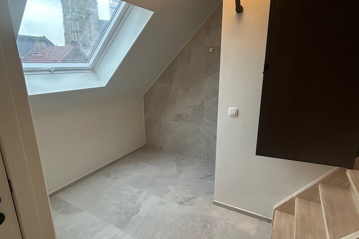 Room 30 of 44