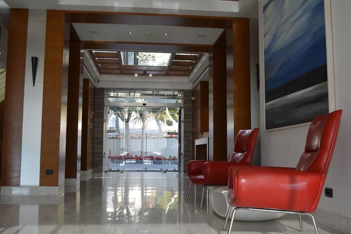 Hotel 2 of 73