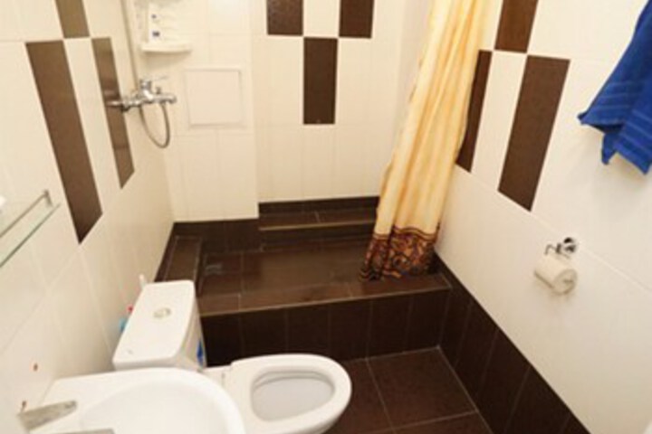 Room 5 of 35