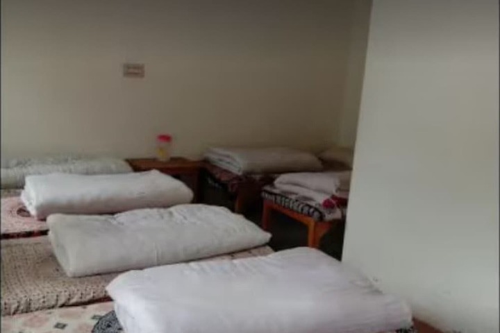 Room 3 of 16