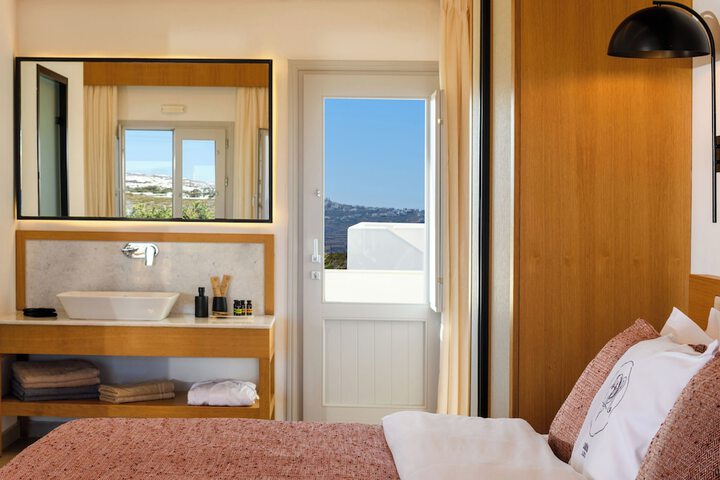 Room 16 of 199