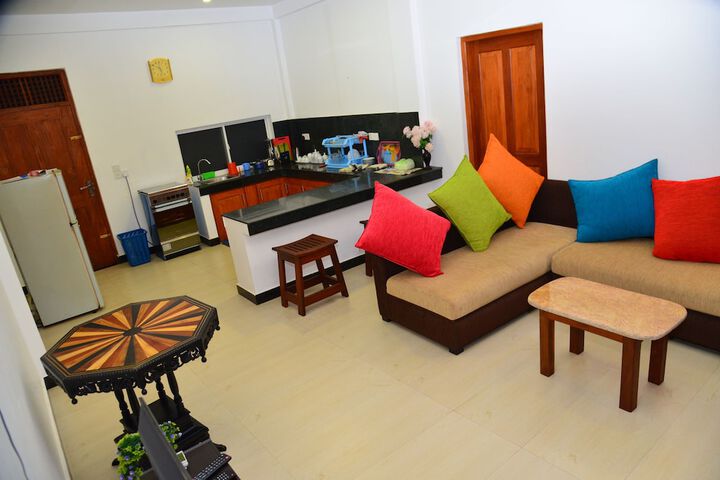 Room 10 of 22