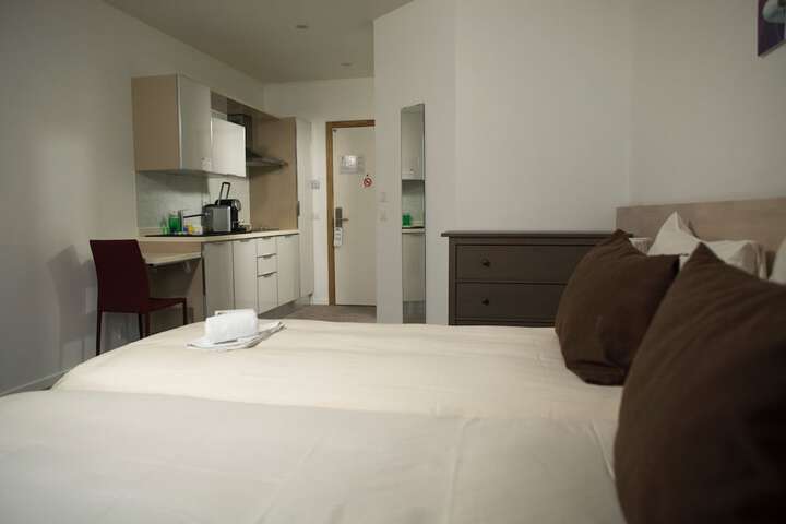 Room 21 of 41