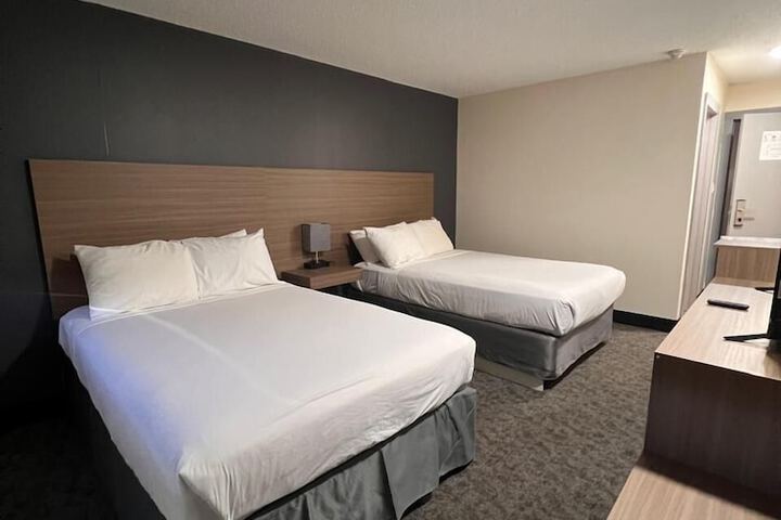 Room 15 of 52