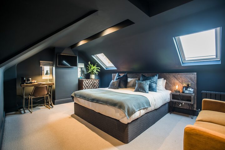 Room 7 of 41
