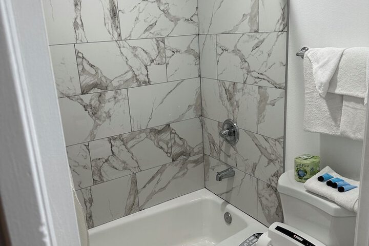 Standard | King Bed (15 of 26)