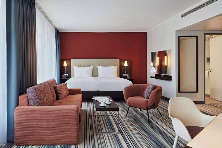 Room 10 of 45