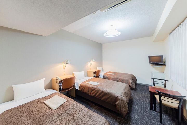 Room 7 of 31